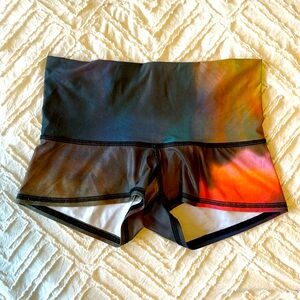 Teeki On Cloud Hot Yoga Shorts XS